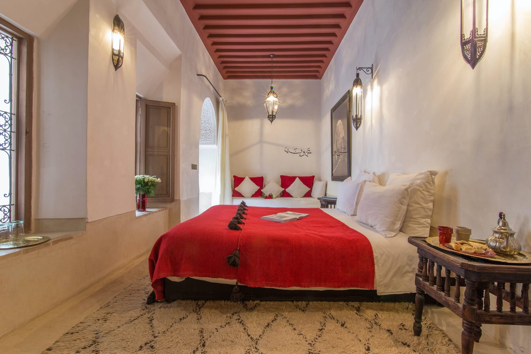 The Azzouna room beneath its traditional red ceiling